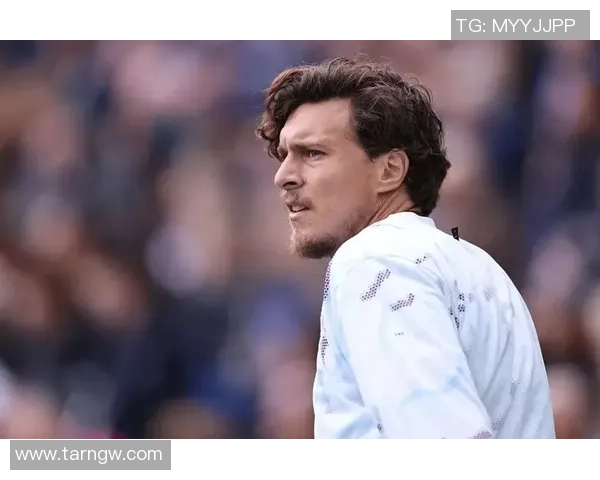 震惊世界的足球明星意外去世引发全球哀悼与追忆 震惊世界的足球明星意外去世引发全球哀悼与追忆